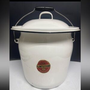 Lisk Flintstone Porcelain Enamelware Chamber Pot Bucket